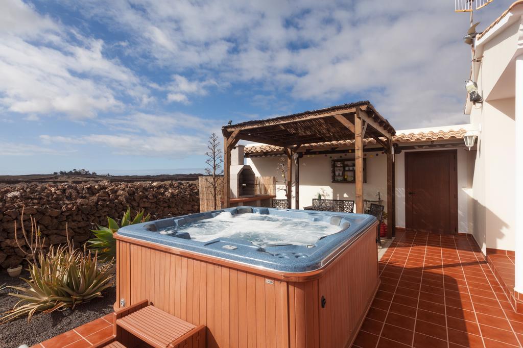The Fit Retreat Hotell Lajares Exteriör bild